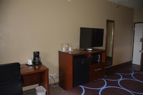 Super 8 by Wyndham Altoona image 19